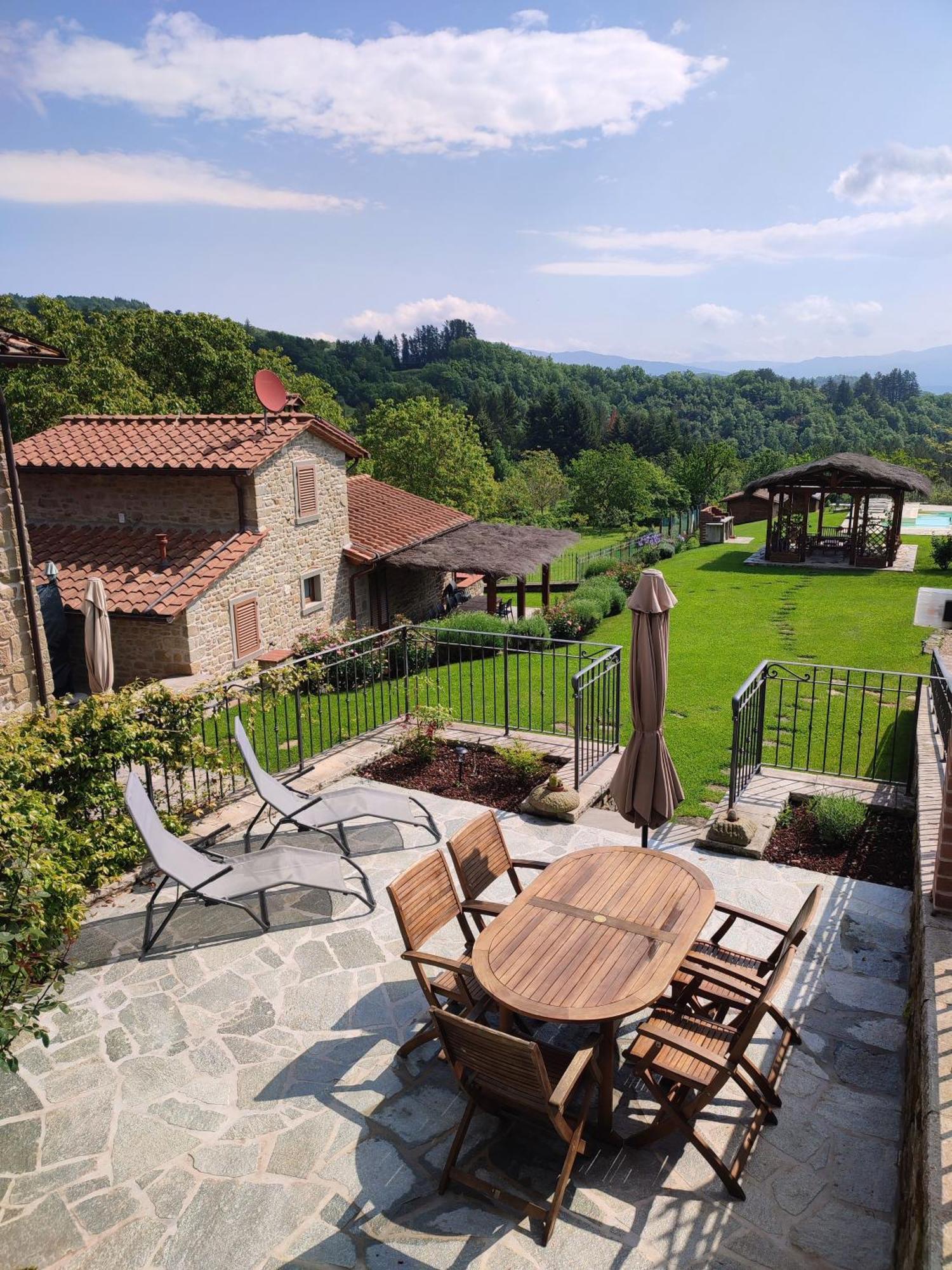 Podere Verdi Colline ポッピ エクステリア 写真