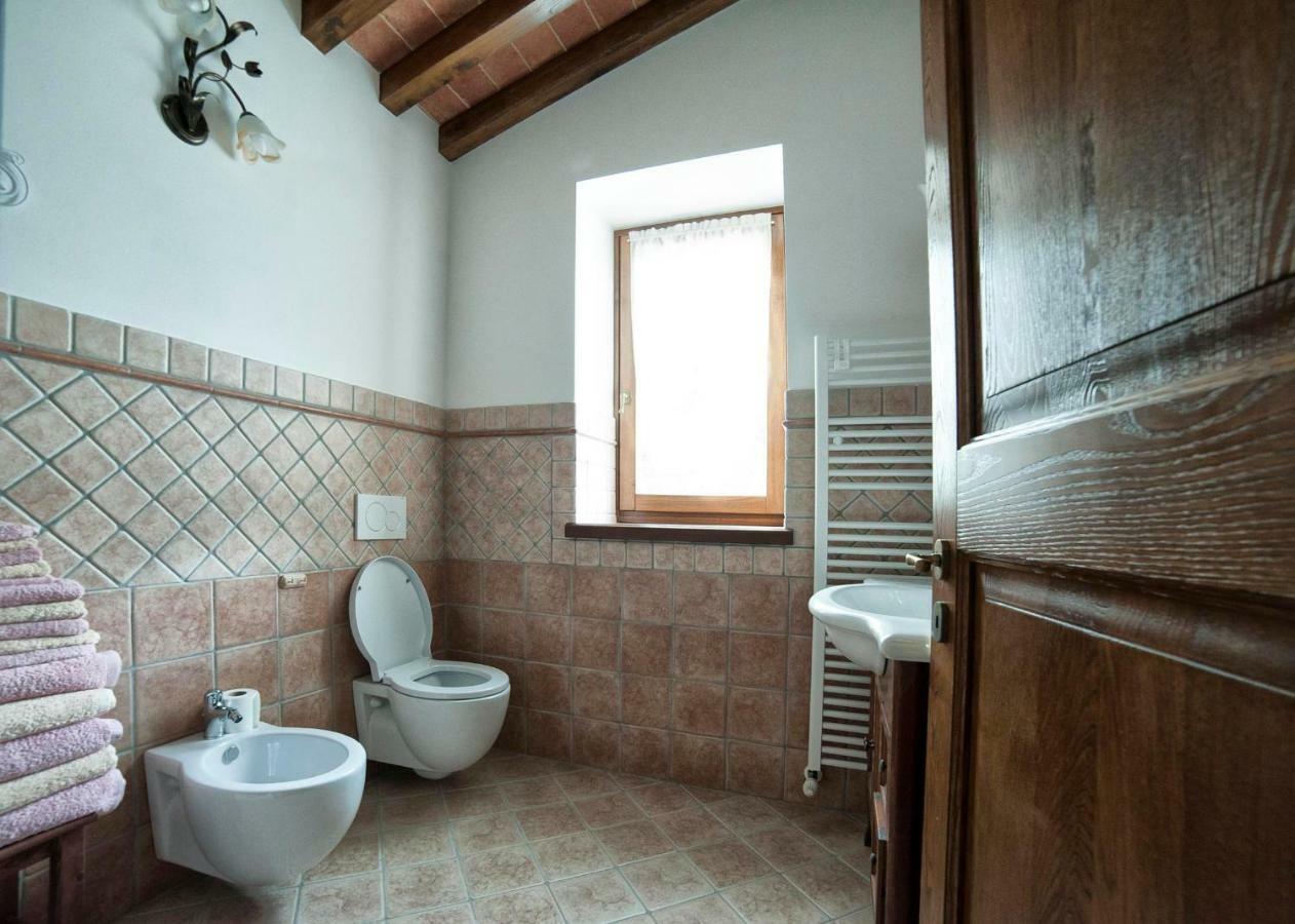 Podere Verdi Colline ポッピ エクステリア 写真